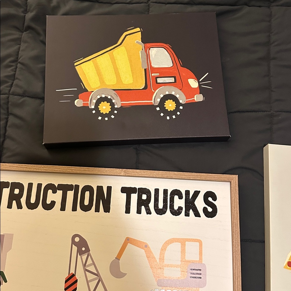 Construction Trucks Wall‎ Art Set - Picture 4 of 5